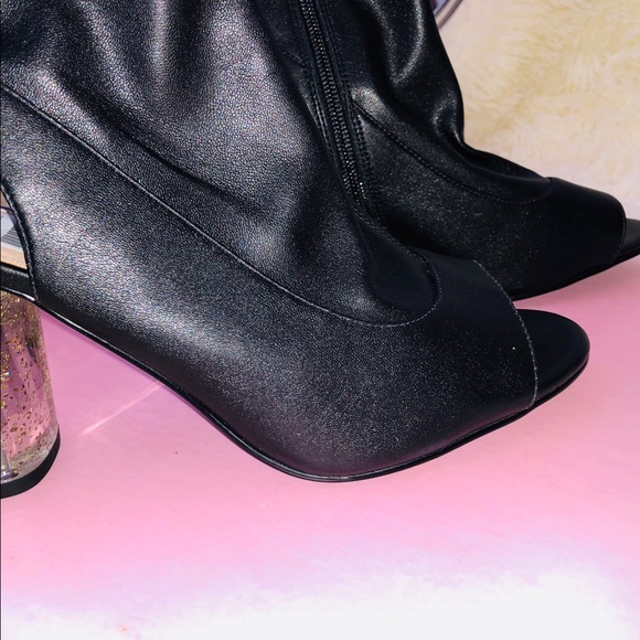 BCBG desire stretch boots - Picture 3 of 6